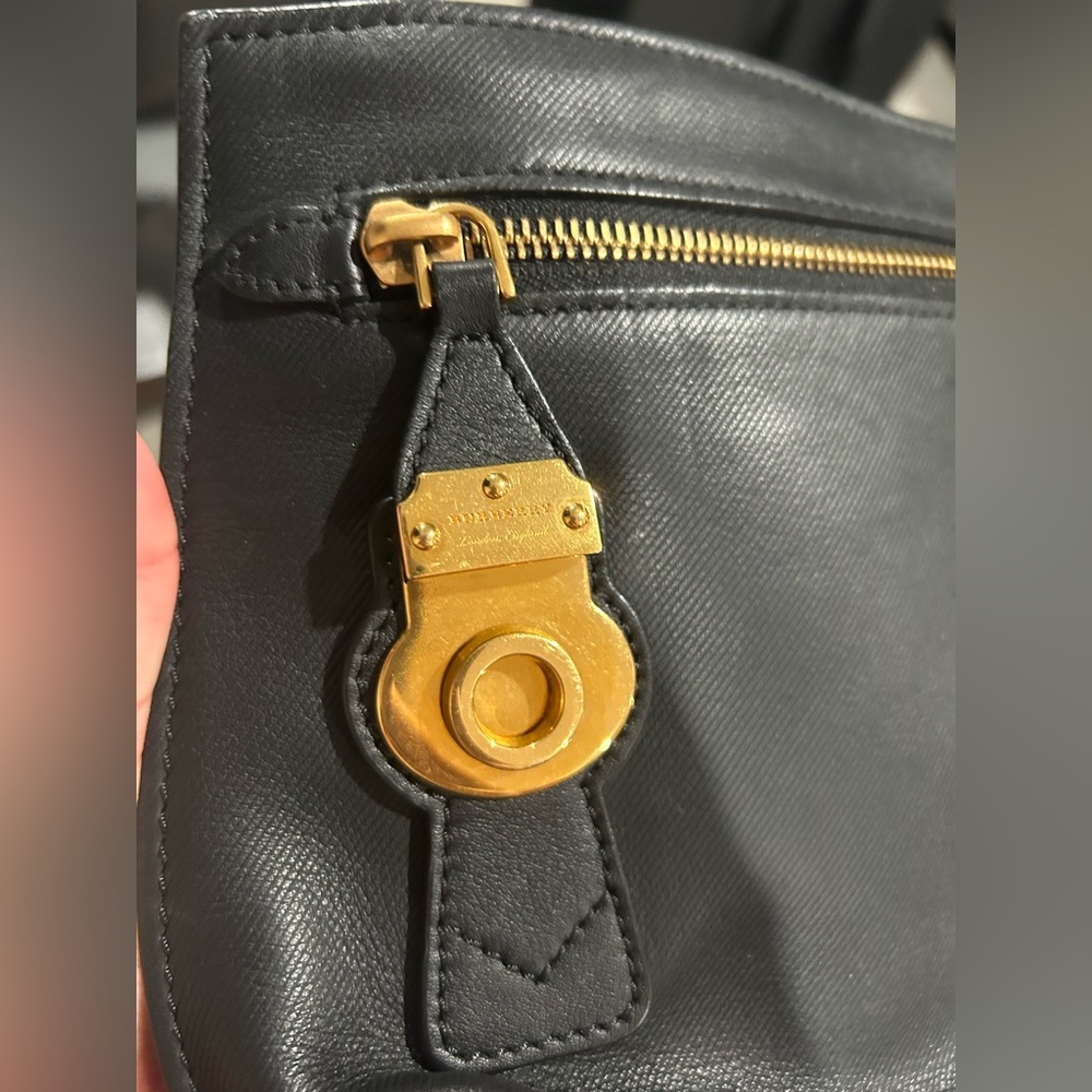 Burberry wallet/clutch